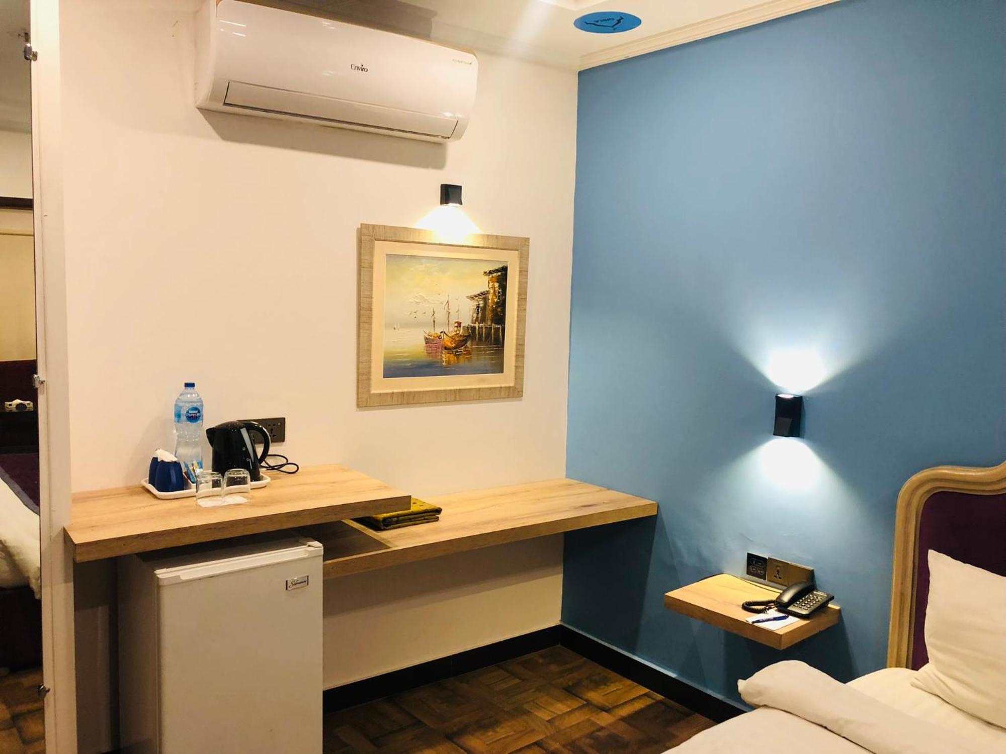 Hotel Oban Lahore Exterior photo