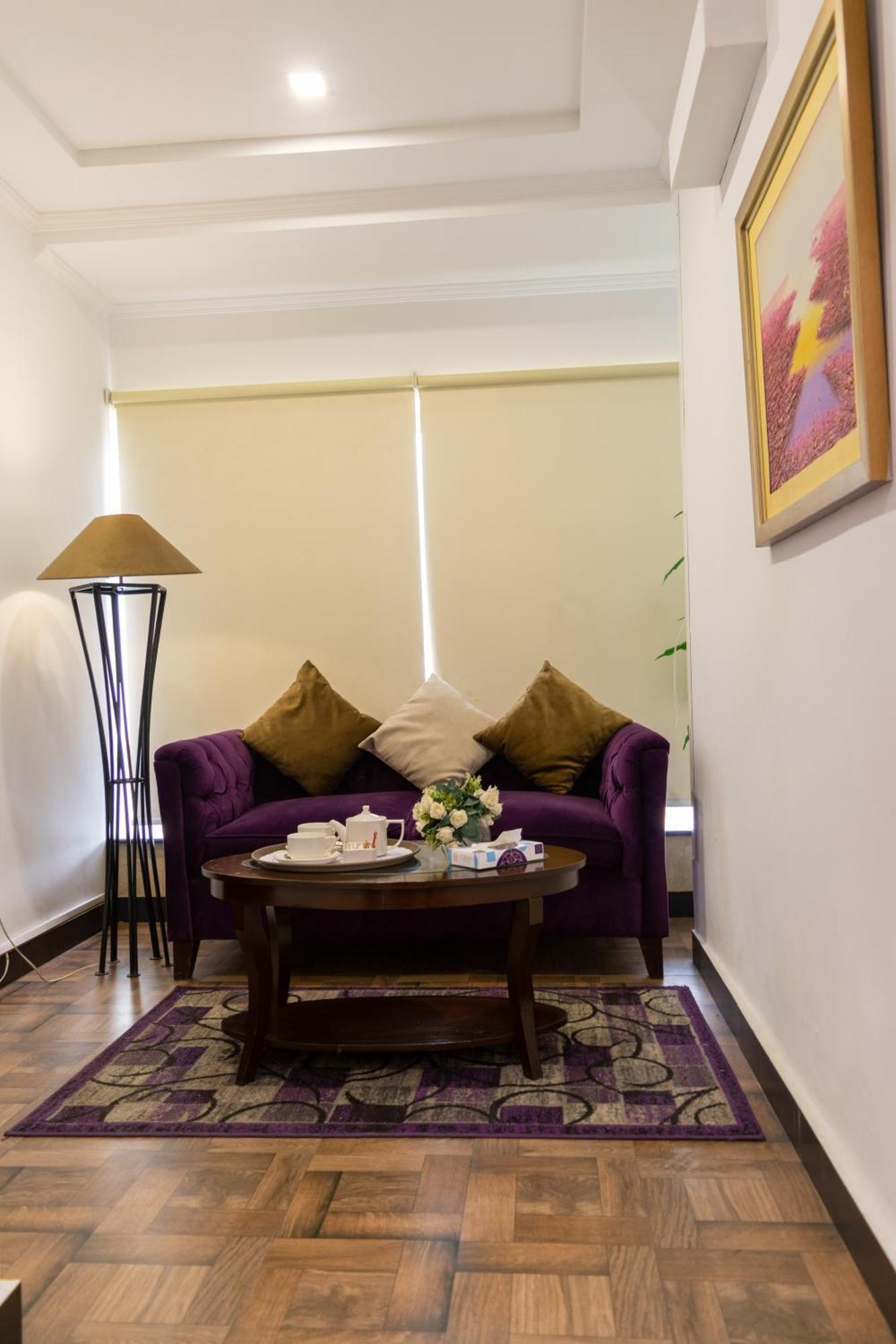 Hotel Oban Lahore Exterior photo
